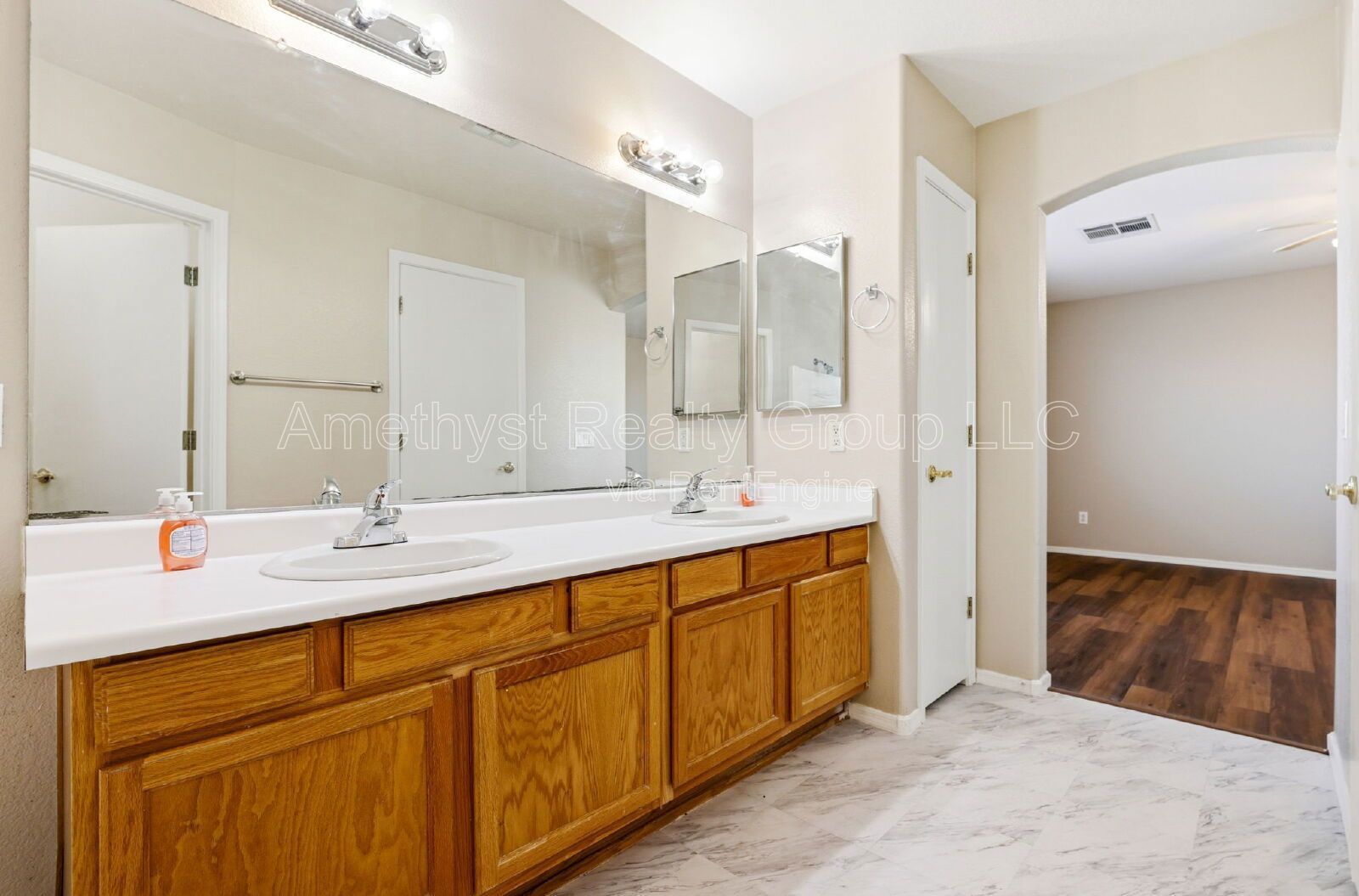 Spacious 3 Bedroom Home with Loft, Vaulted Ceilings & Open Layout property image