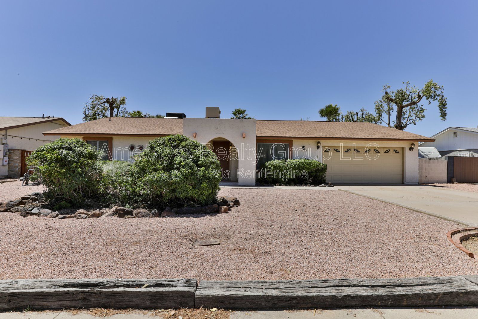 Spacious Living, Large Backyard, Convenient Glendale Location property image