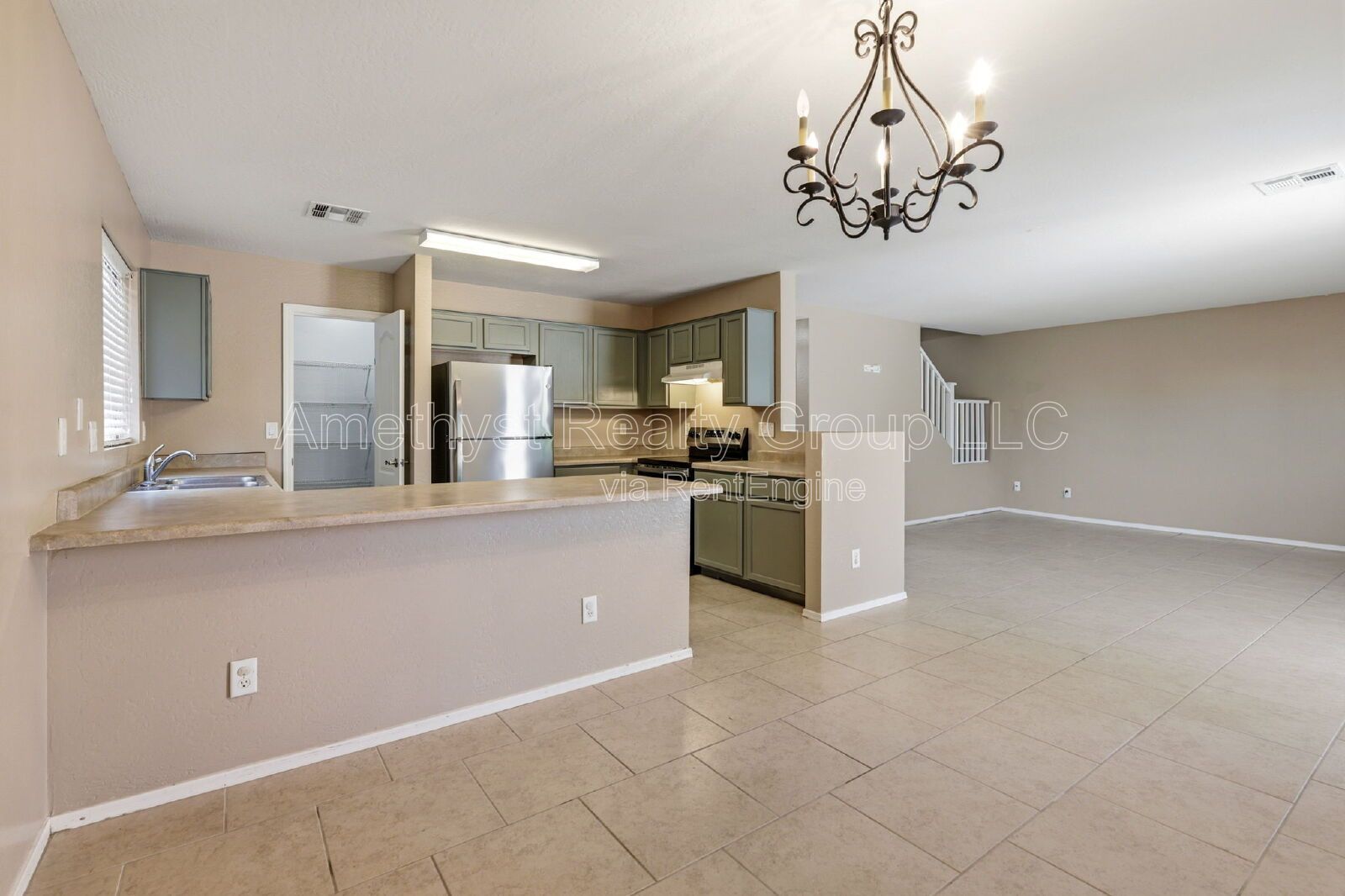 Spacious 4-Bedroom Home with Loft & Flexible Living Spaces property image