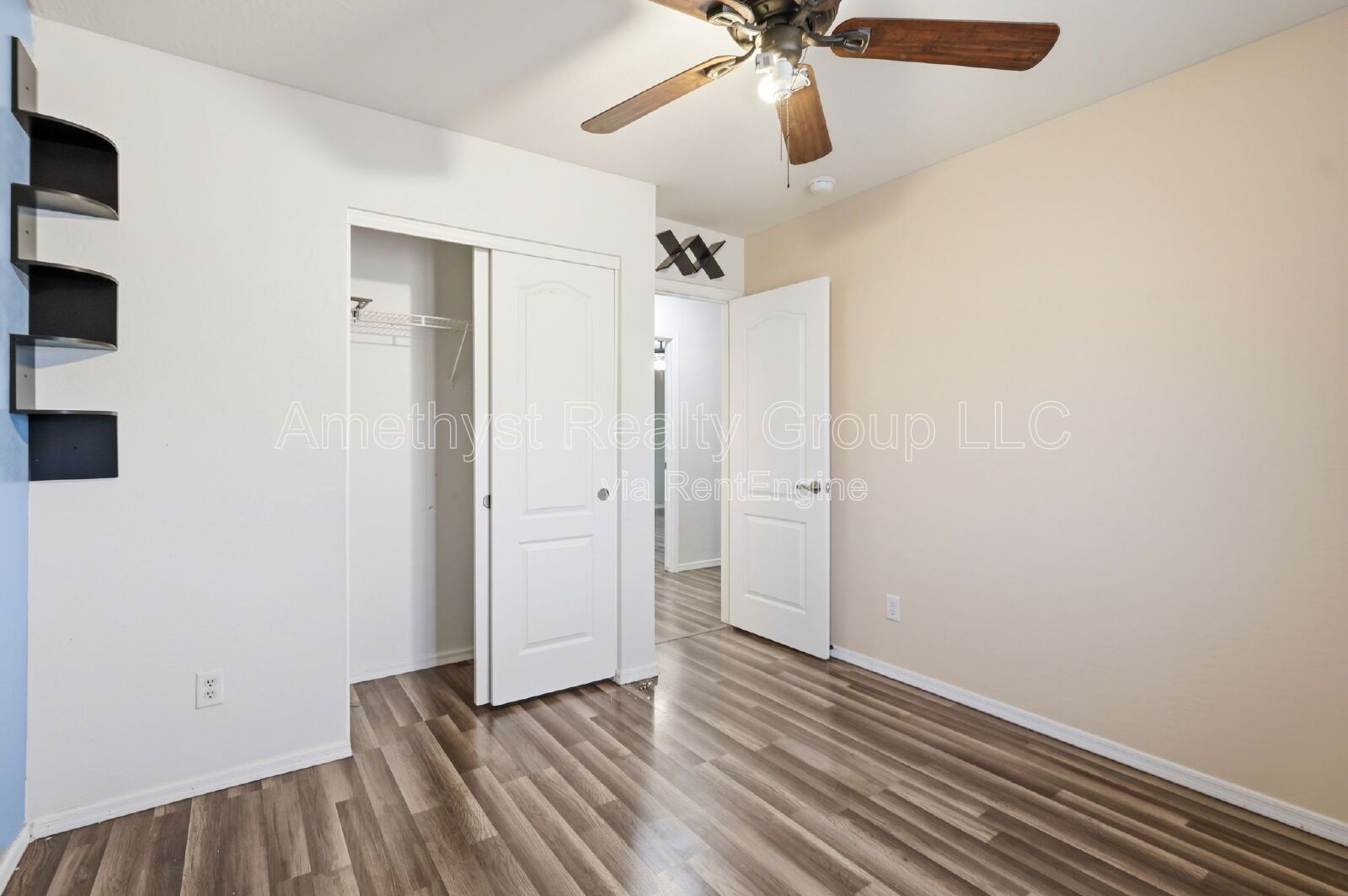 Spacious 4-Bedroom Home with Loft & Flexible Living Spaces property image