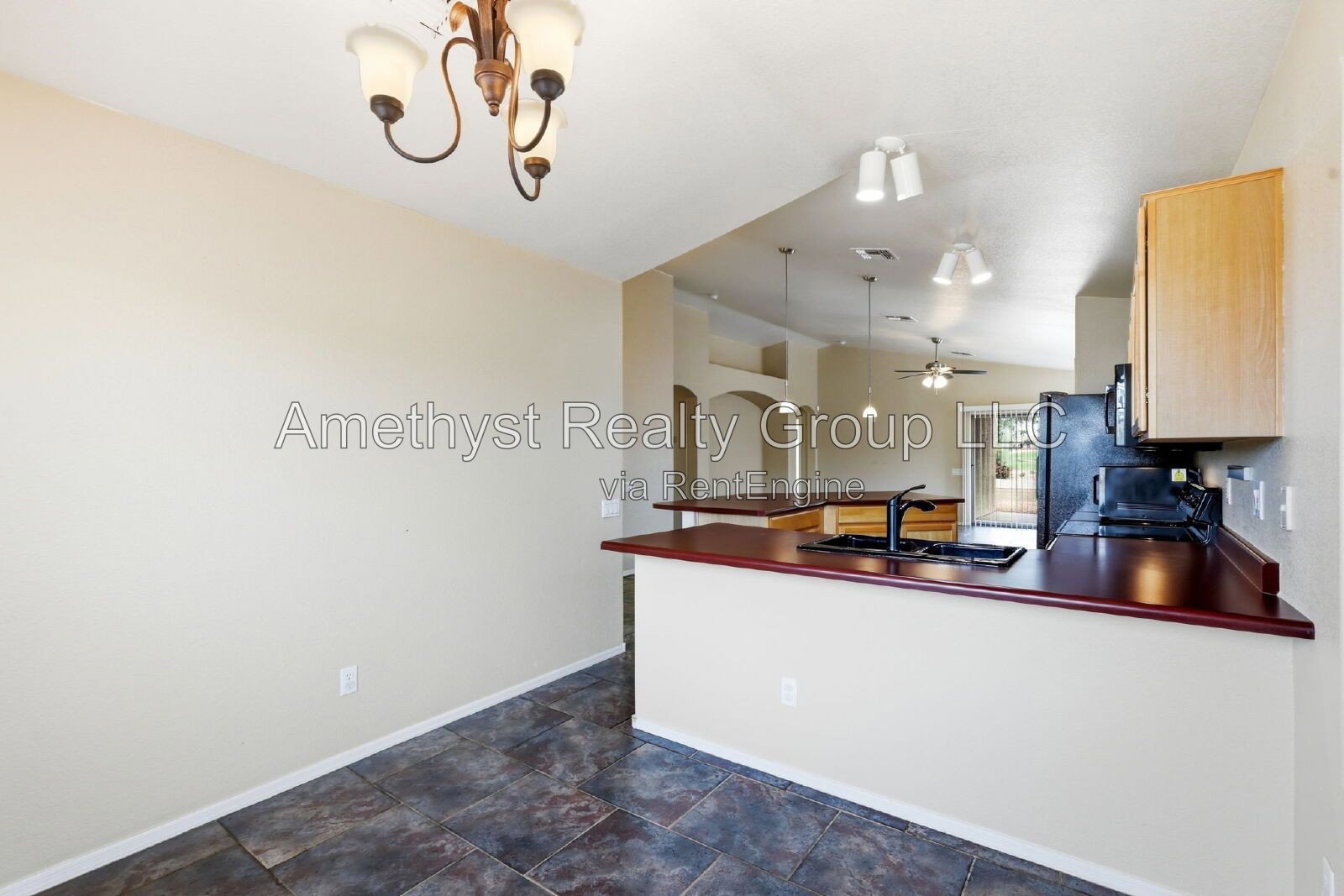 Golf Course Views. Spacious Living. Arizona Lifestyle. property image