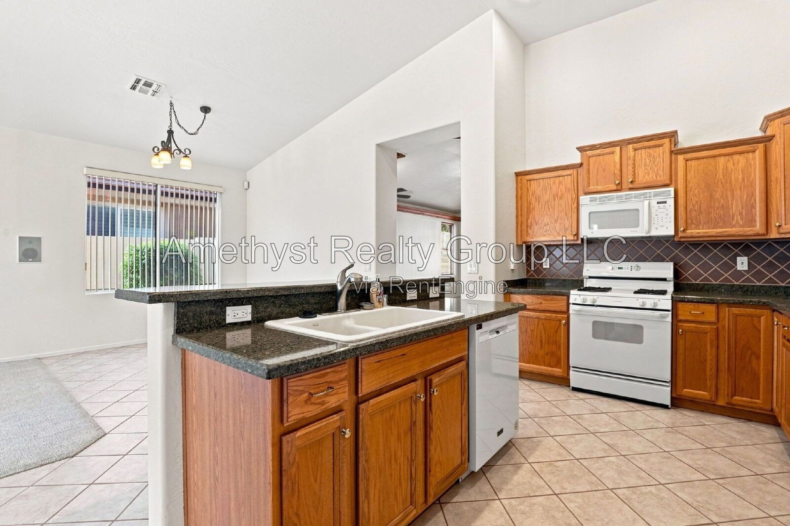 Arrowhead Ranch 4-Bedroom Home with Private Pool & 3-Car Garage property image