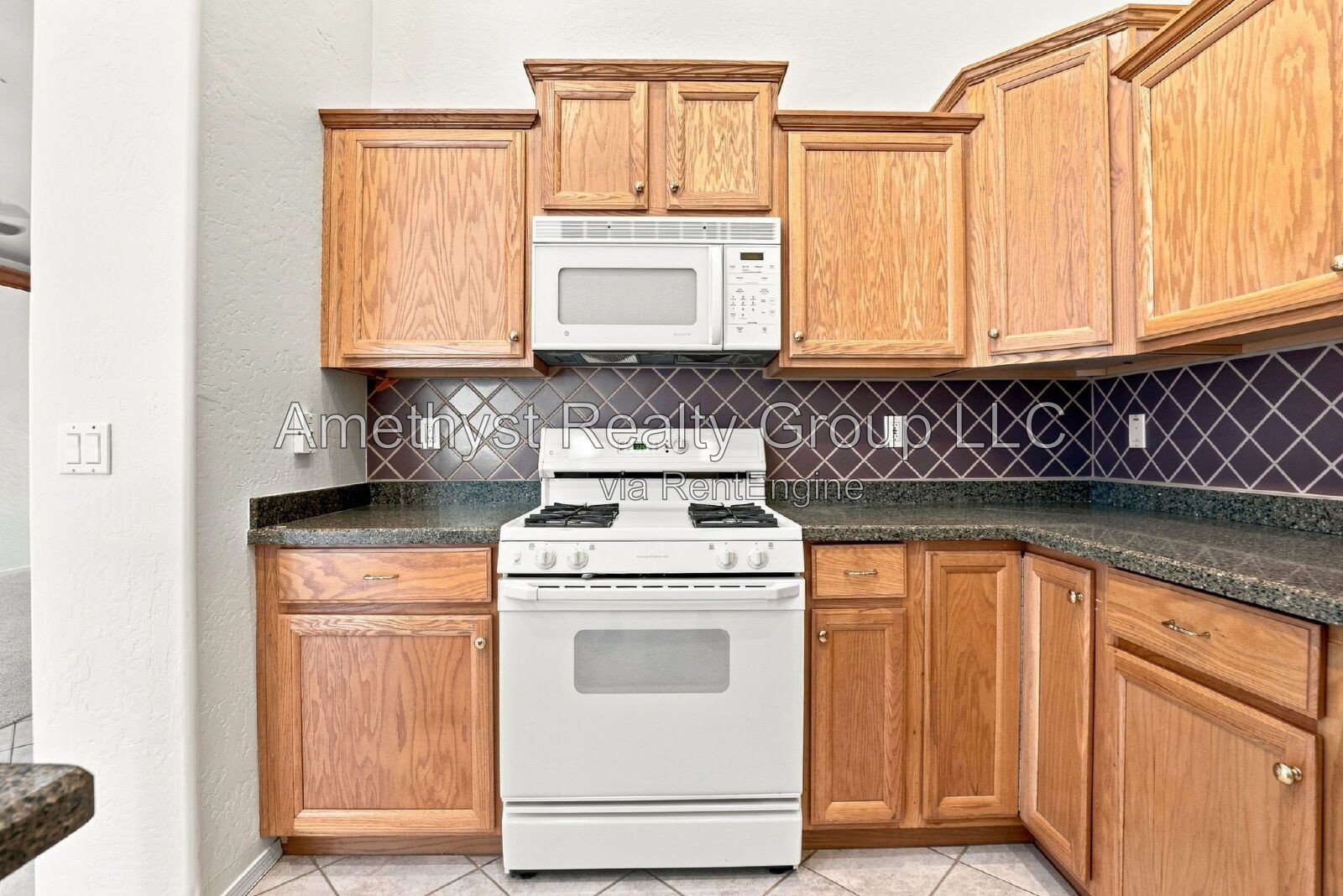 Arrowhead Ranch 4-Bedroom Home with Private Pool & 3-Car Garage property image