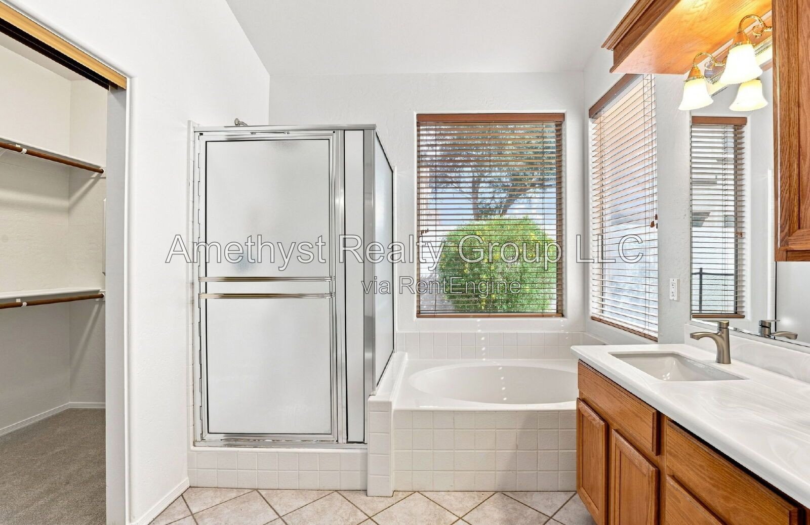 Arrowhead Ranch 4-Bedroom Home with Private Pool & 3-Car Garage property image