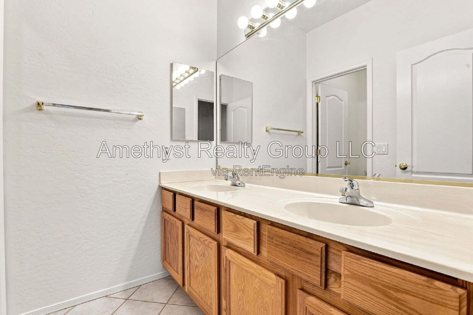 Arrowhead Ranch 4-Bedroom Home with Private Pool & 3-Car Garage property image