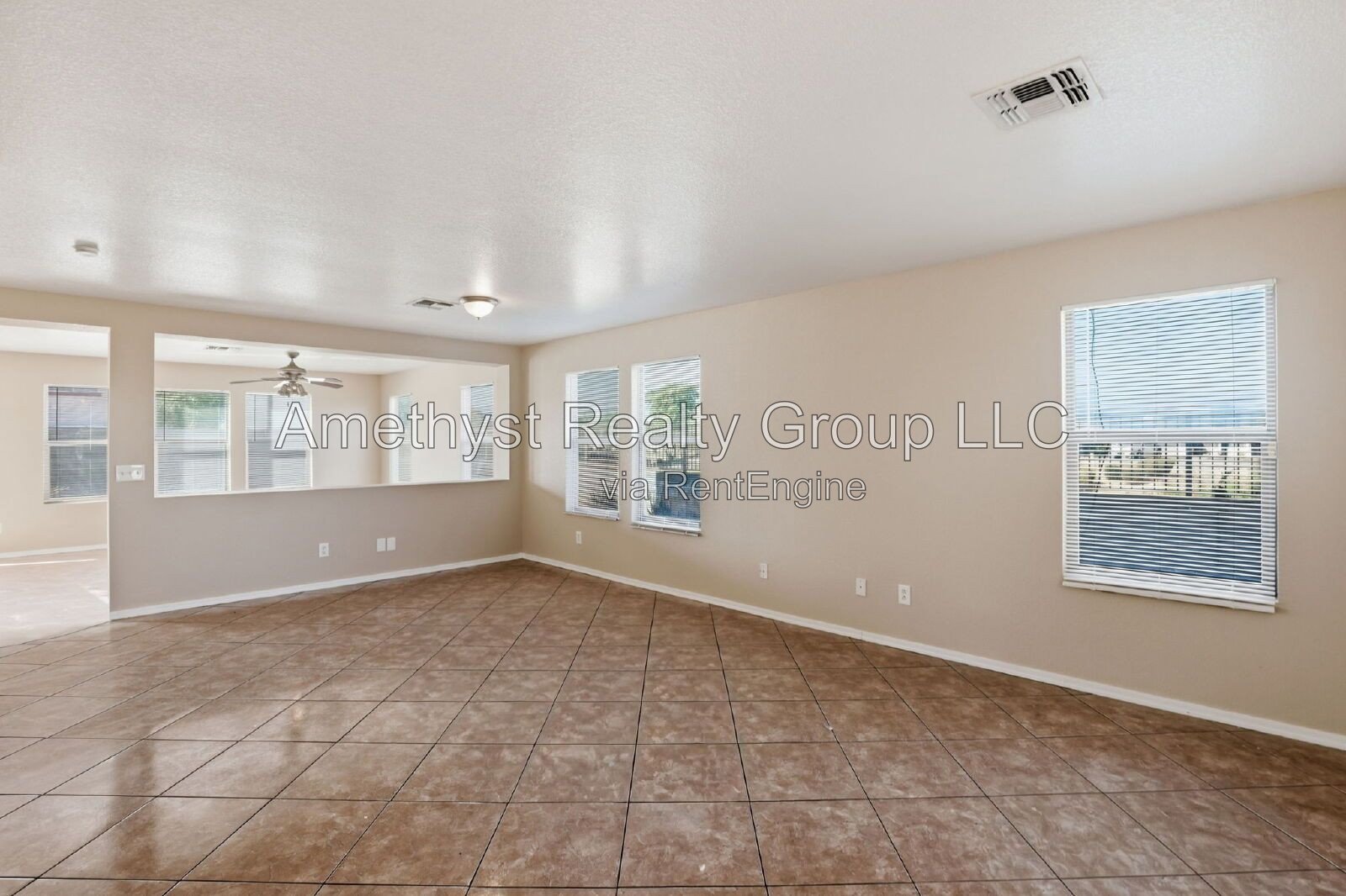Spacious 4-Bedroom Retreat in Phoenix property image