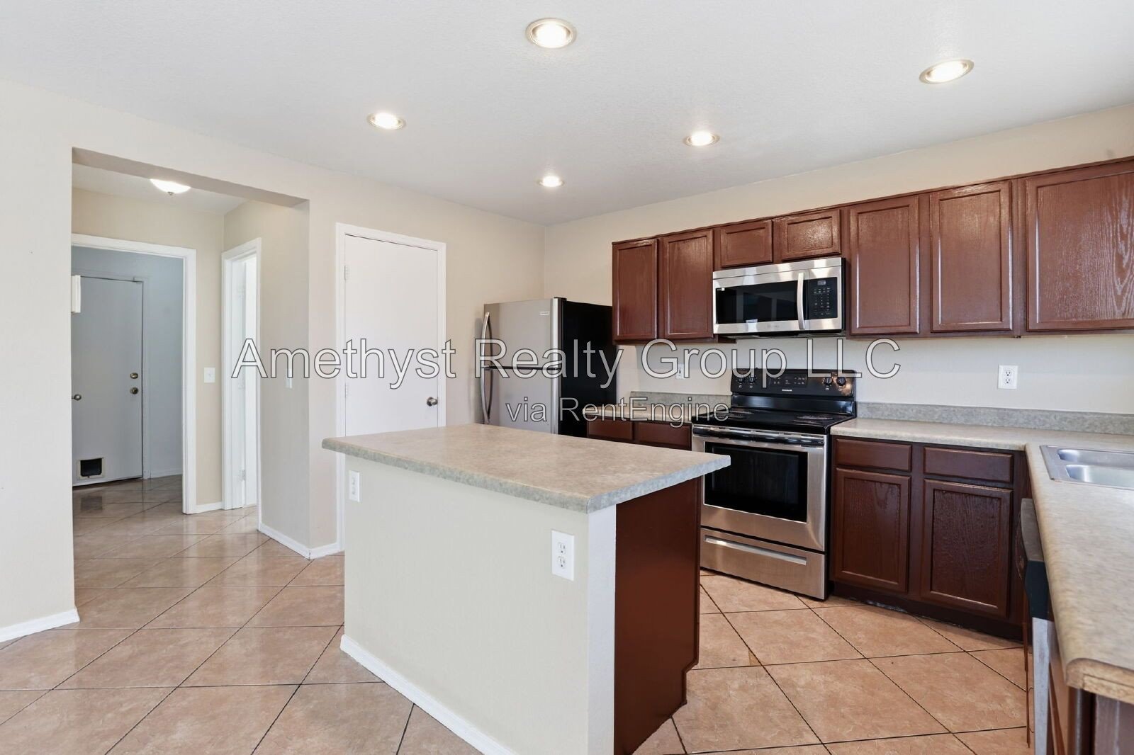 Spacious 4-Bedroom Retreat in Phoenix property image