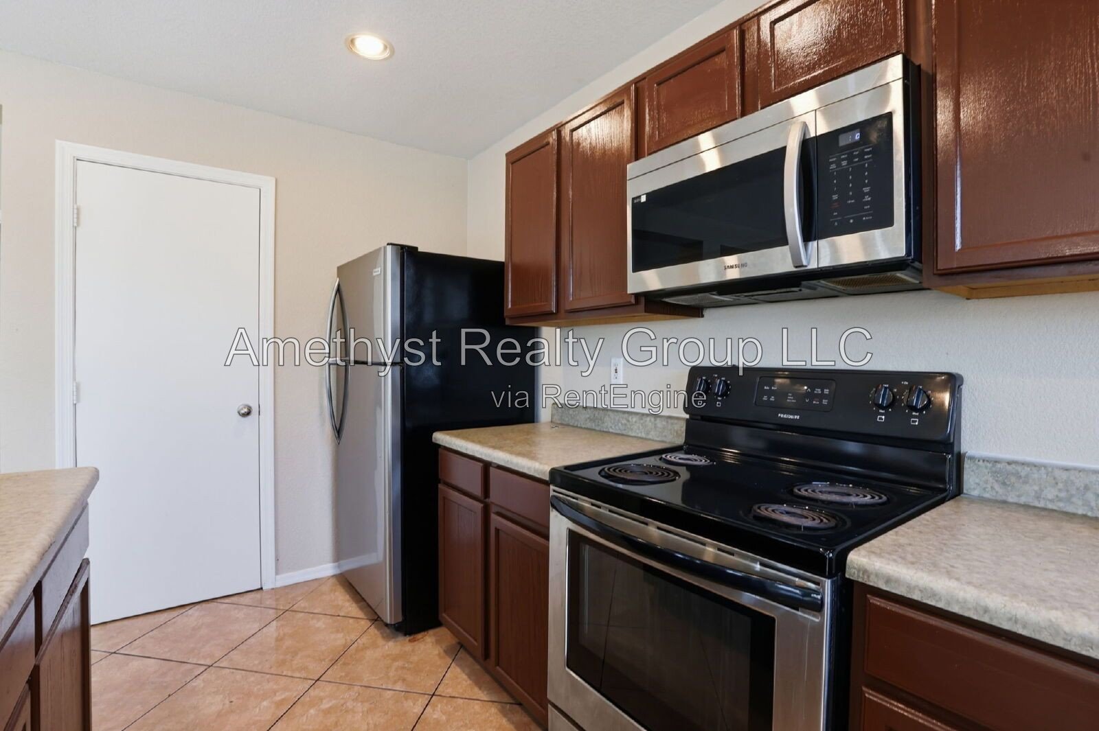 Spacious 4-Bedroom Retreat in Phoenix property image