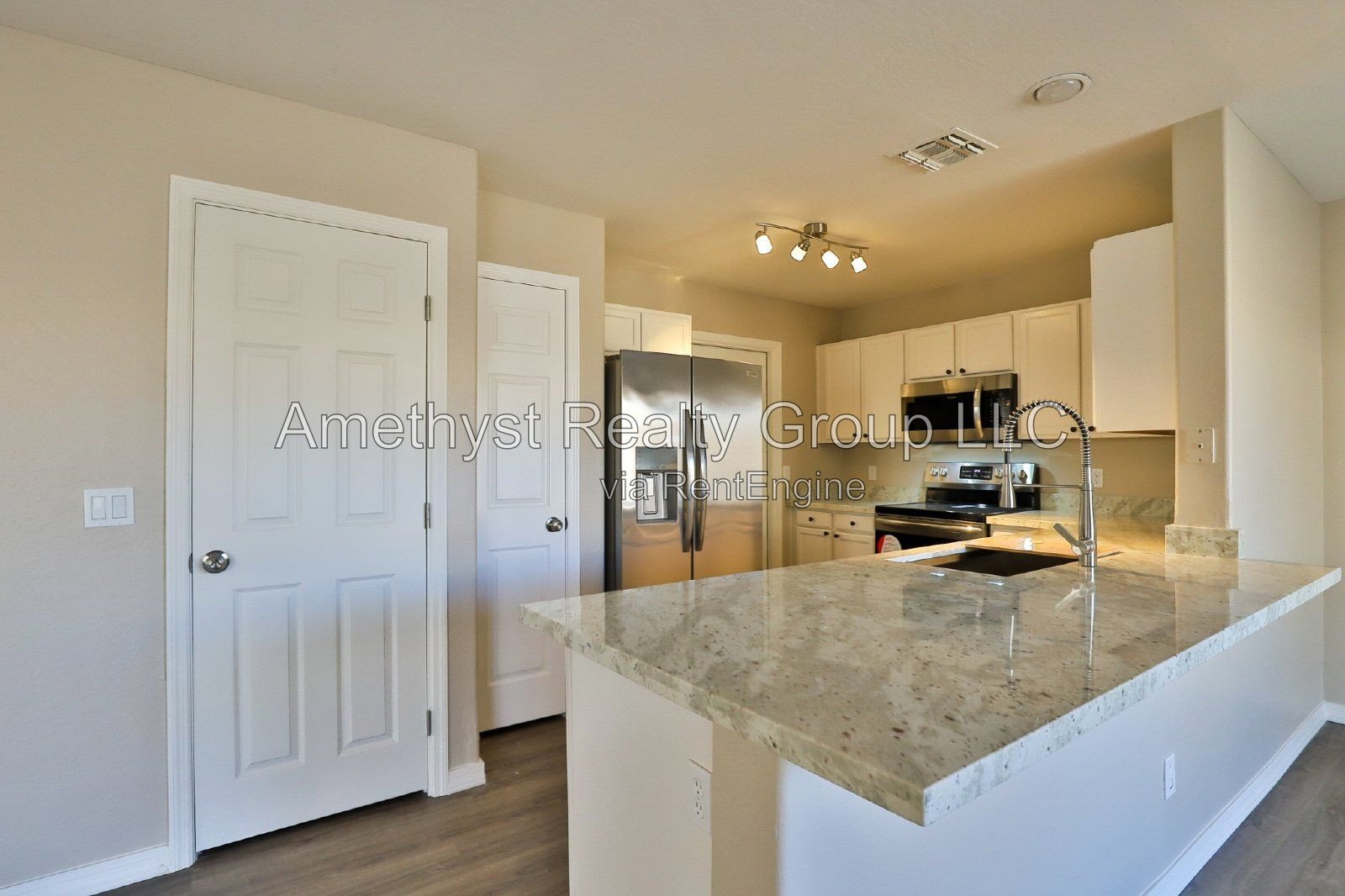 Your Home Between Homes property image