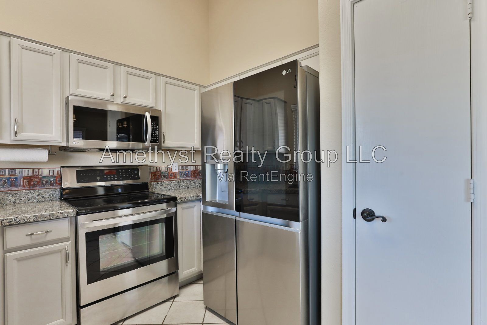 Bright & Inviting Glendale Home with Vaulted Ceilings & Charming Backyard property image