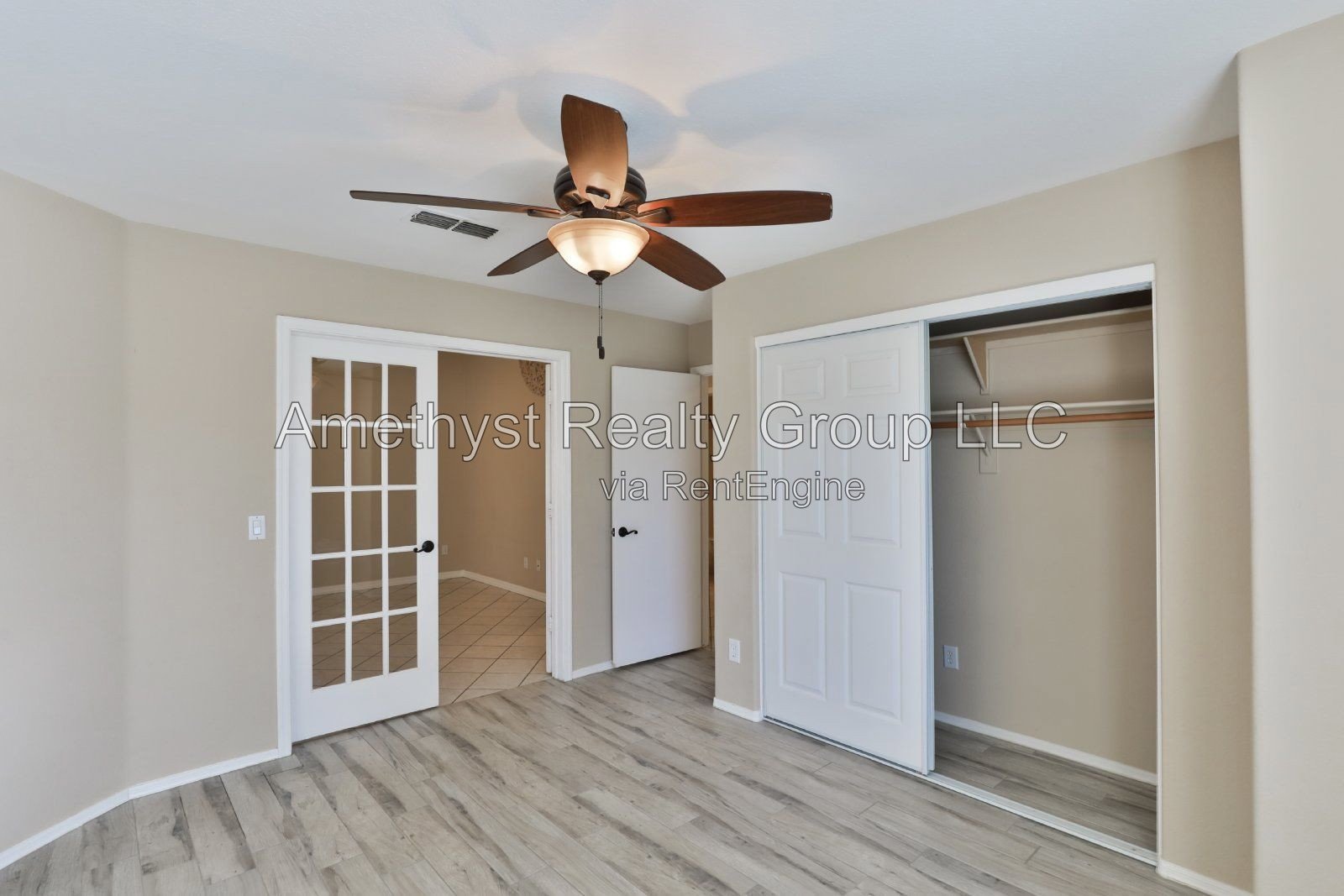 Bright & Inviting Glendale Home with Vaulted Ceilings & Charming Backyard property image