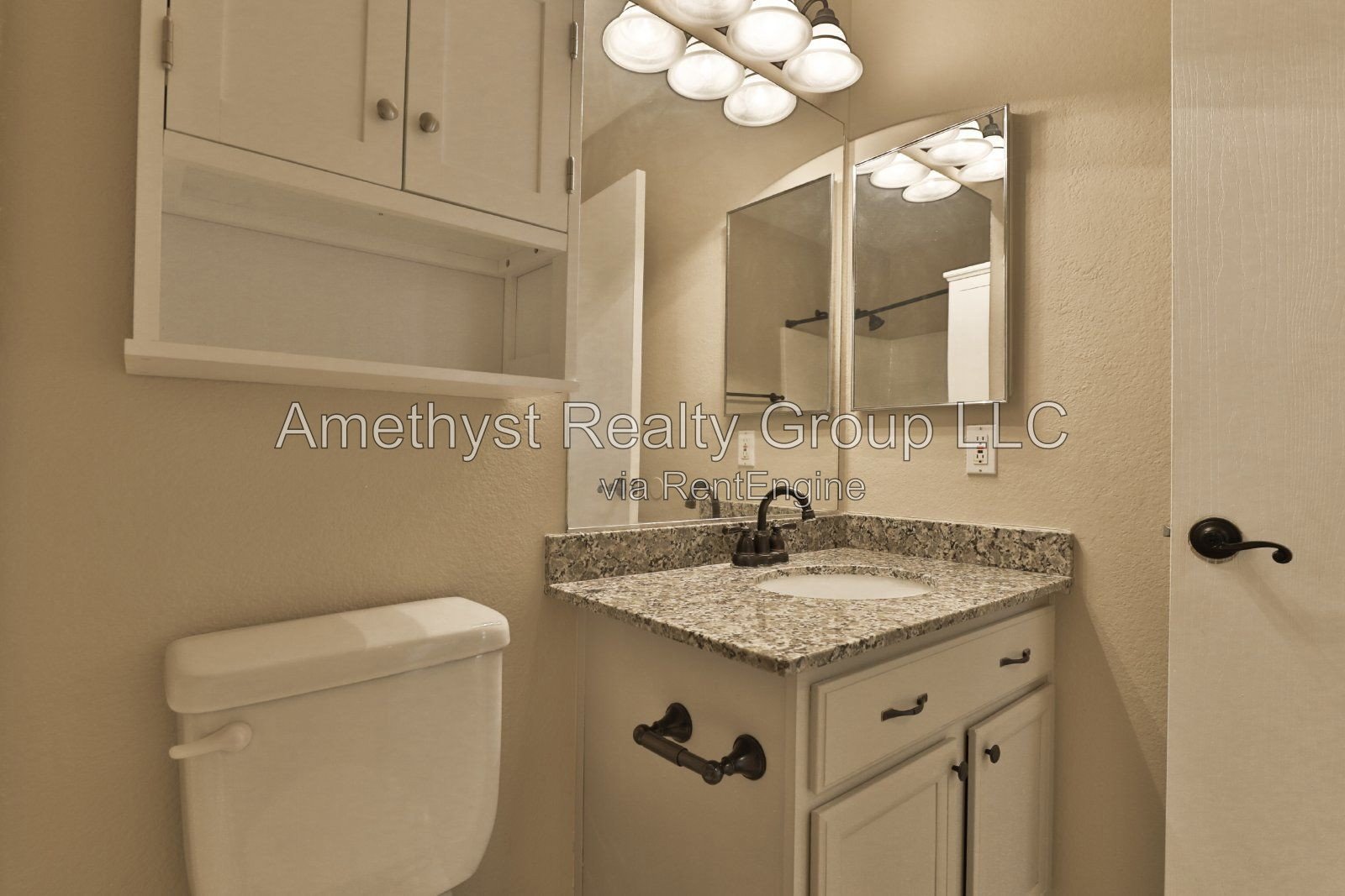 Bright & Inviting Glendale Home with Vaulted Ceilings & Charming Backyard property image